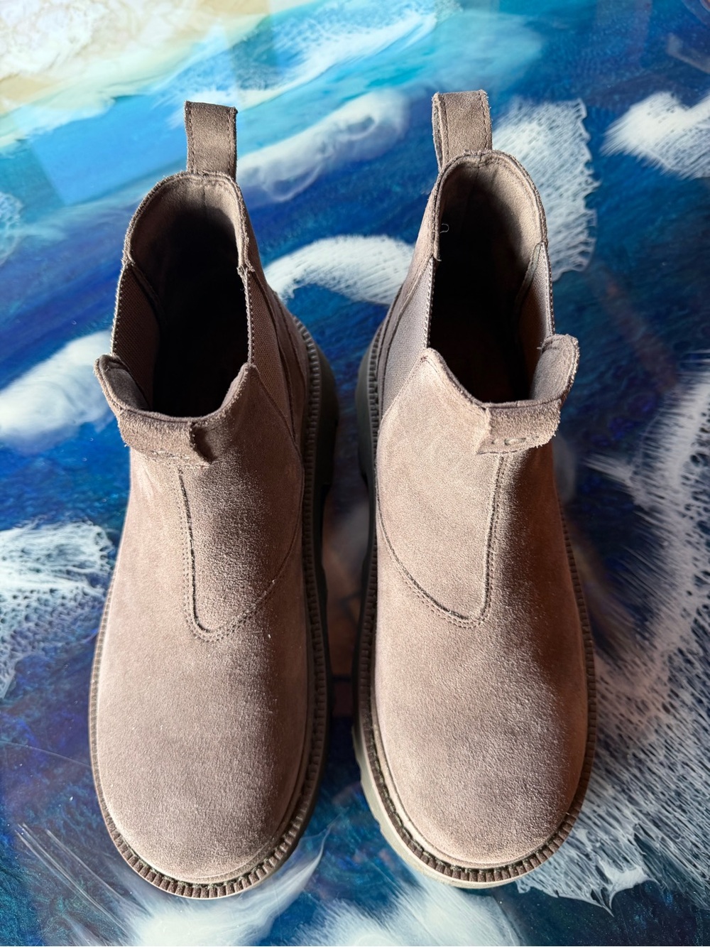 UGG Men's Suede Chukka Chelsea Lug Boots - Gray  US 10 - EU 43 - NEW
